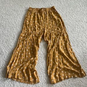 CJLA pull on pants size medium